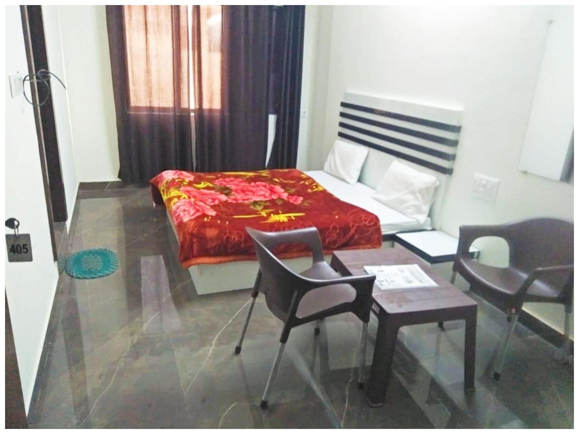 A Premium Hotel Sheeva Inn Near Temple - Fully Air Conditioning - Best Hotel Kankhal Ngoại thất bức ảnh