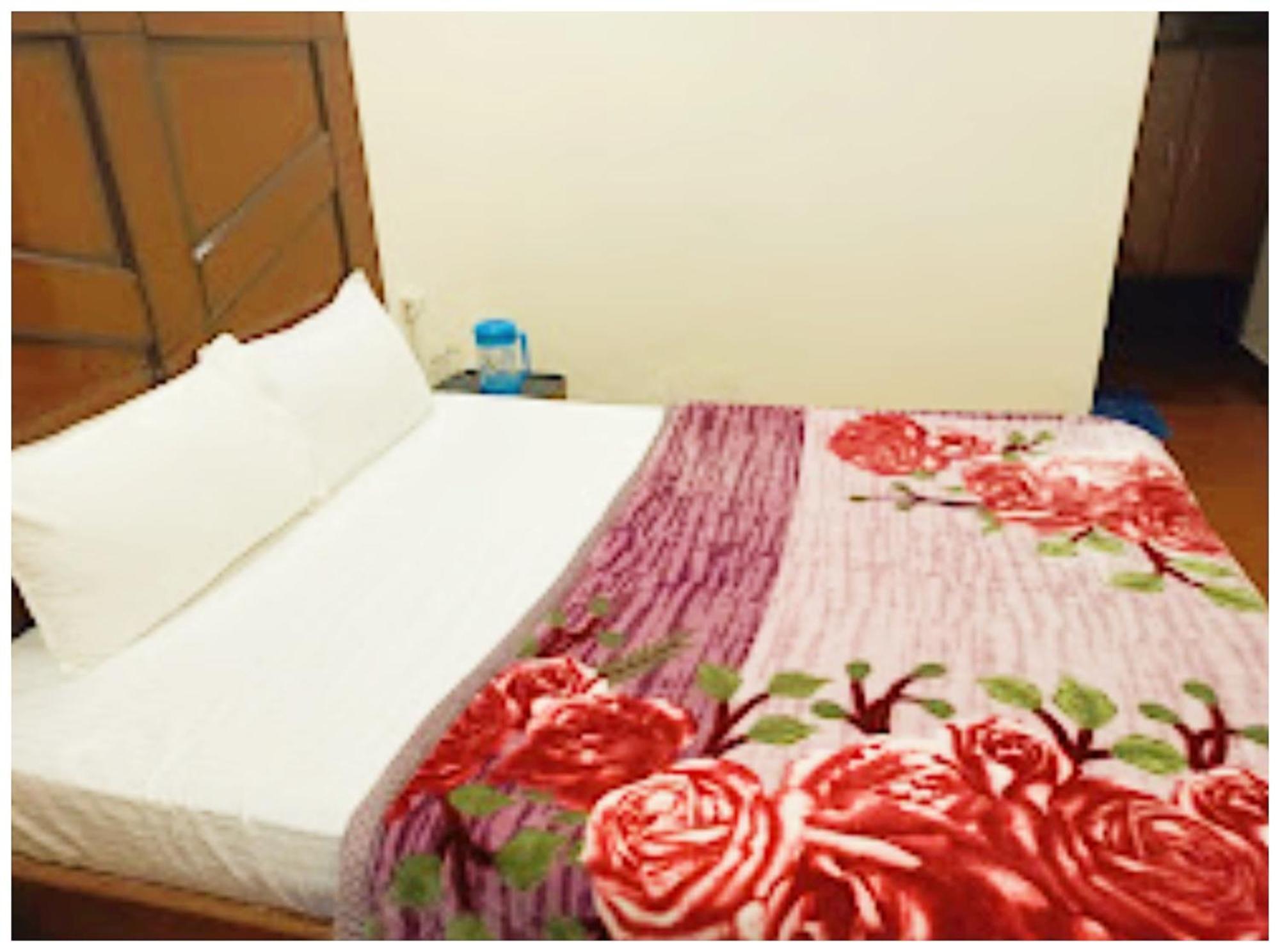 A Premium Hotel Sheeva Inn Near Temple - Fully Air Conditioning - Best Hotel Kankhal Ngoại thất bức ảnh
